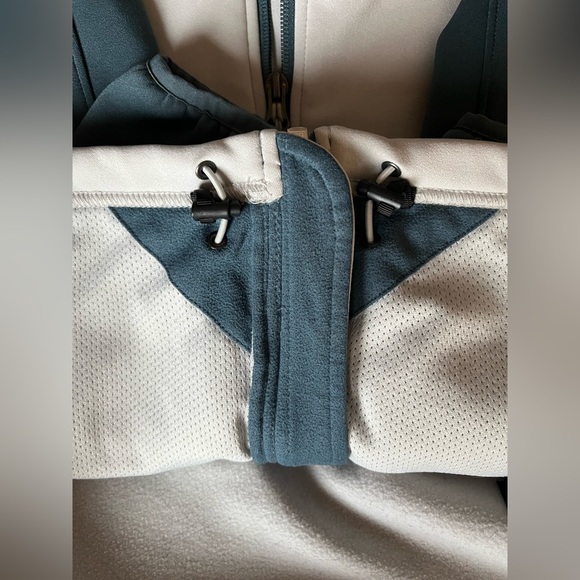 The North Face Men's M Softshell Jacket - Picture 11 of 13